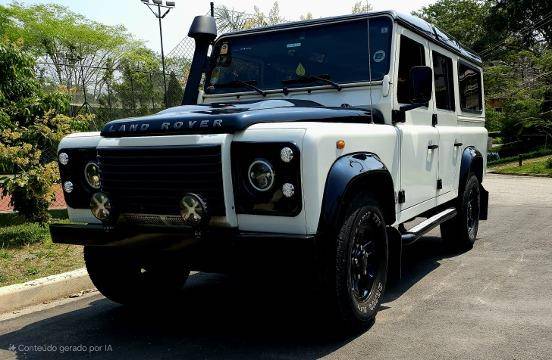 LAND ROVER DEFENDER 2.4 110 SW 4X4 TURBO DIESEL 4P MANUAL LAND ROVER DEFENDER 2.4 110 SW 4X4 TURBO DIESEL 4P MANUAL